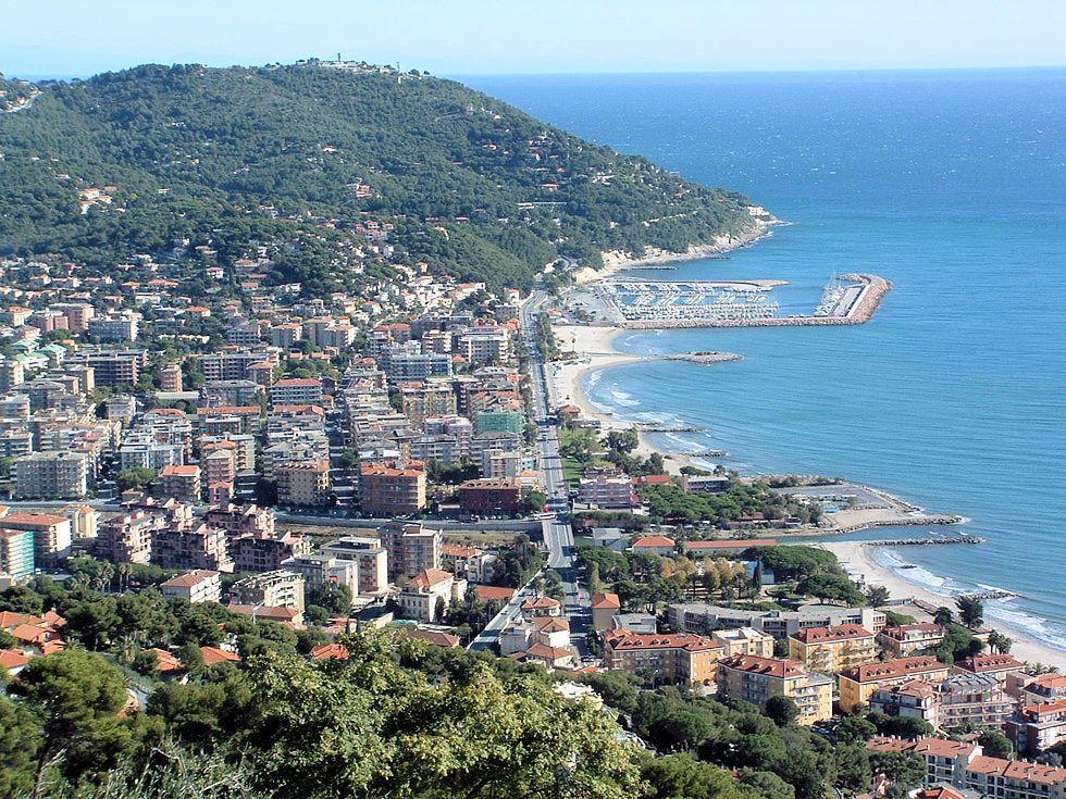Sapore Di Sale Appartement Marina dʼMarina dʼAndora Buitenkant foto