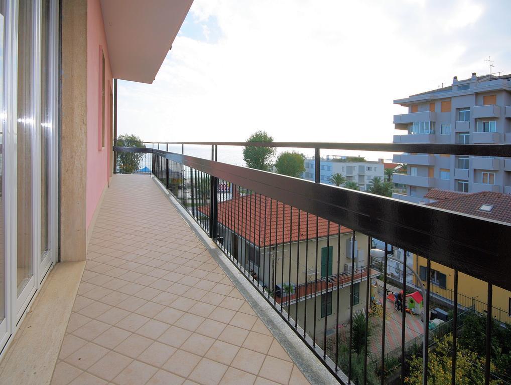Sapore Di Sale Appartement Marina dʼMarina dʼAndora Buitenkant foto